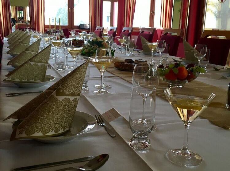 بنسيون Penzión Tavel