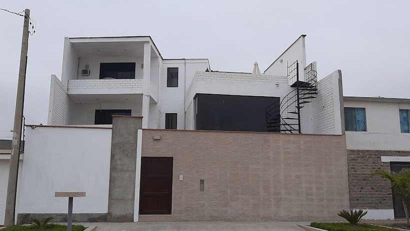 بنسيون Posada Akutiki