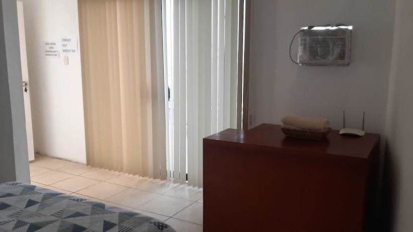 بنسيون Posada Akutiki