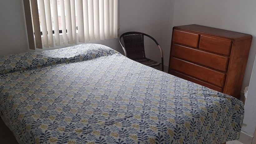 بنسيون Posada Akutiki