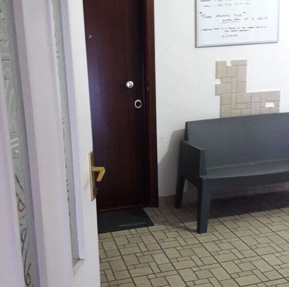 بنسيون Rooms Zagreb 17