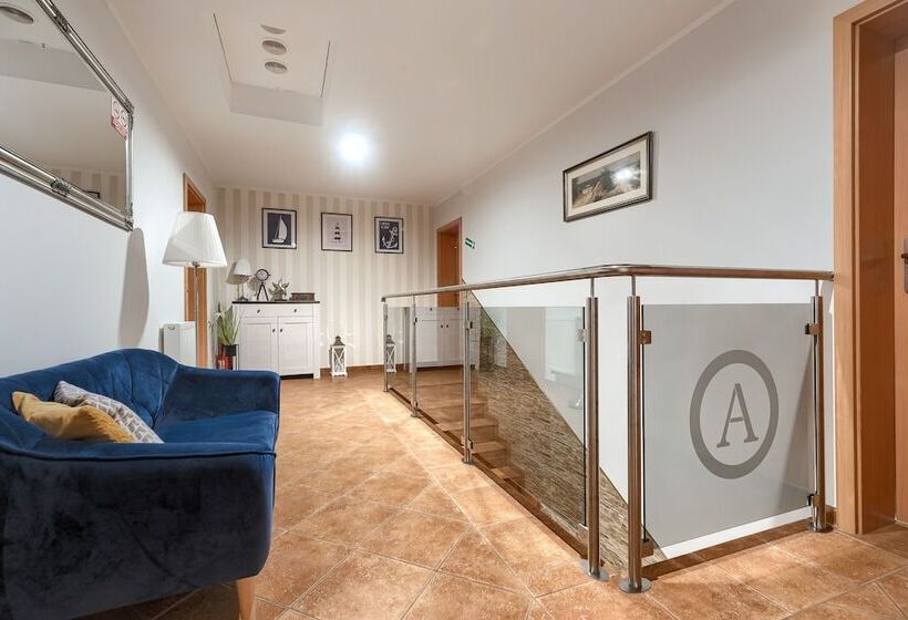 膳宿费 Villa Atlantis