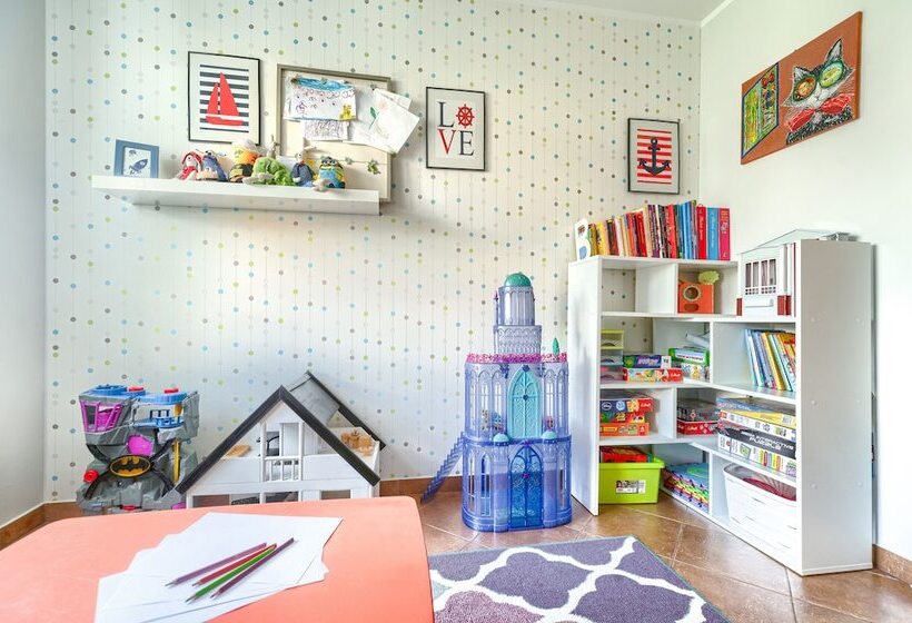 膳宿费 Villa Atlantis