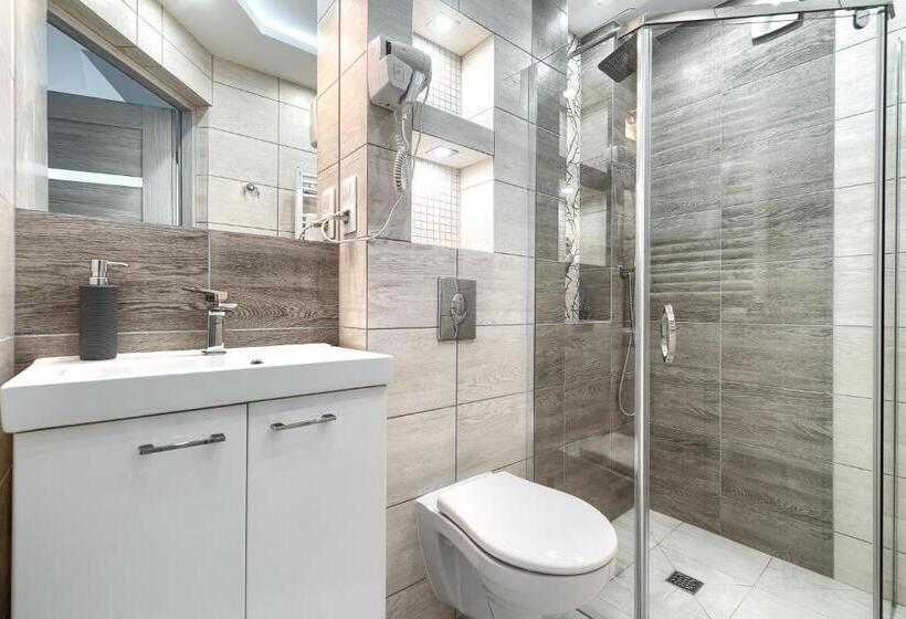 膳宿费 Villa Atlantis