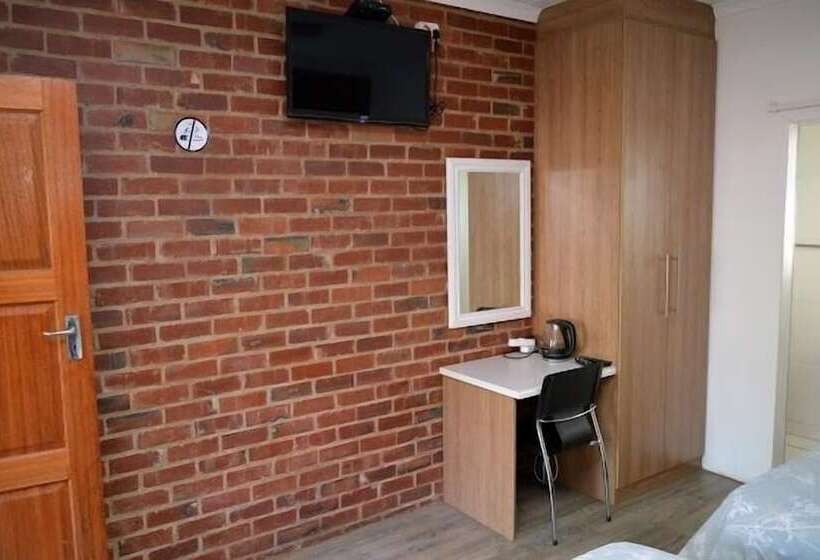 膳宿费 Village Lodge Harrismith