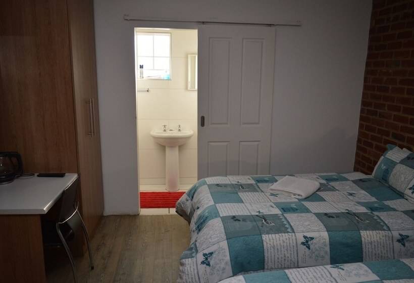 膳宿费 Village Lodge Harrismith