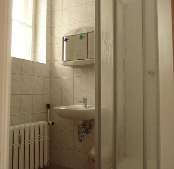 Pension Zur Wartburg