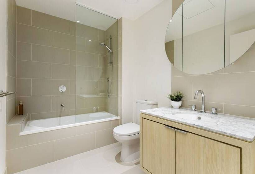 Platinum Apartments On Southbank