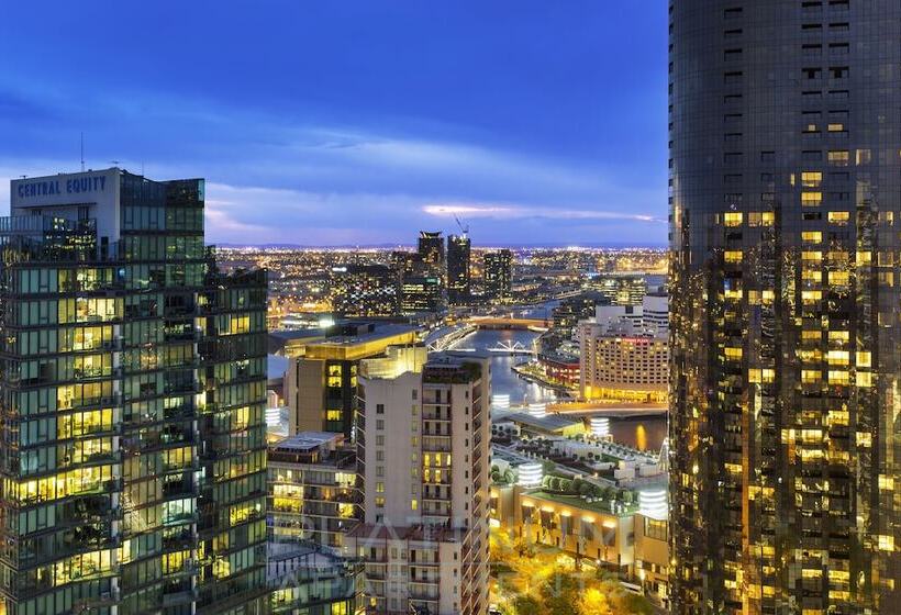 Platinum Apartments On Southbank