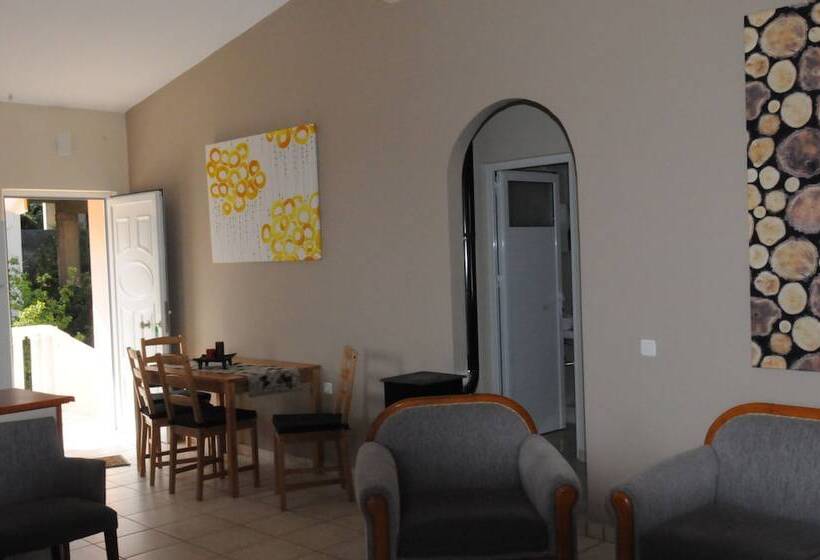 Santa Marina Apartments