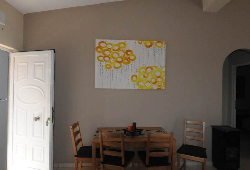 Santa Marina Apartments