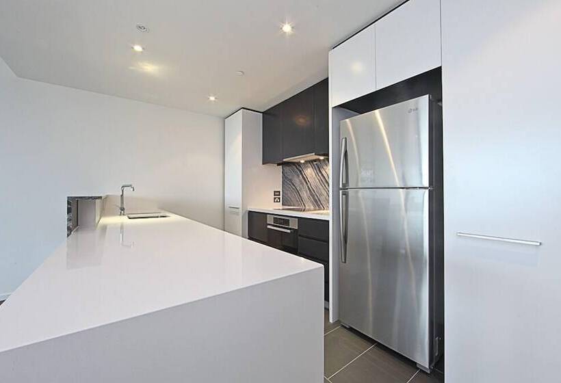 The Apartments 403 Canberra City Act