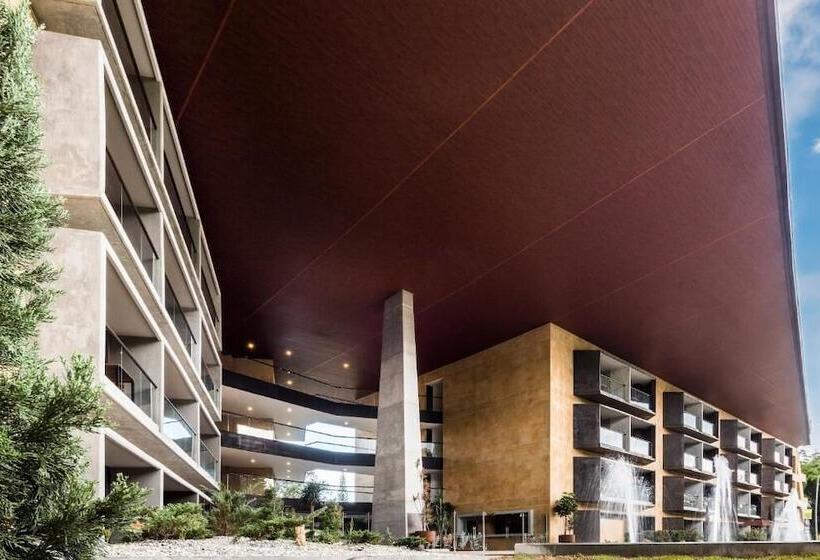 Travelers Rio Verde Living Suites