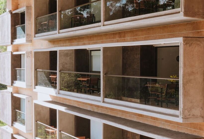 Travelers Rio Verde Living Suites