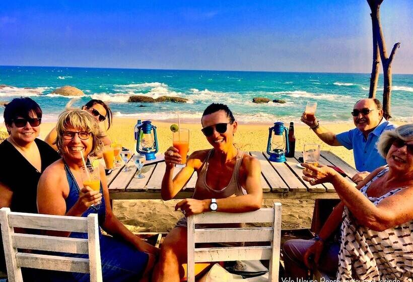 Yala Waves Beach Resort