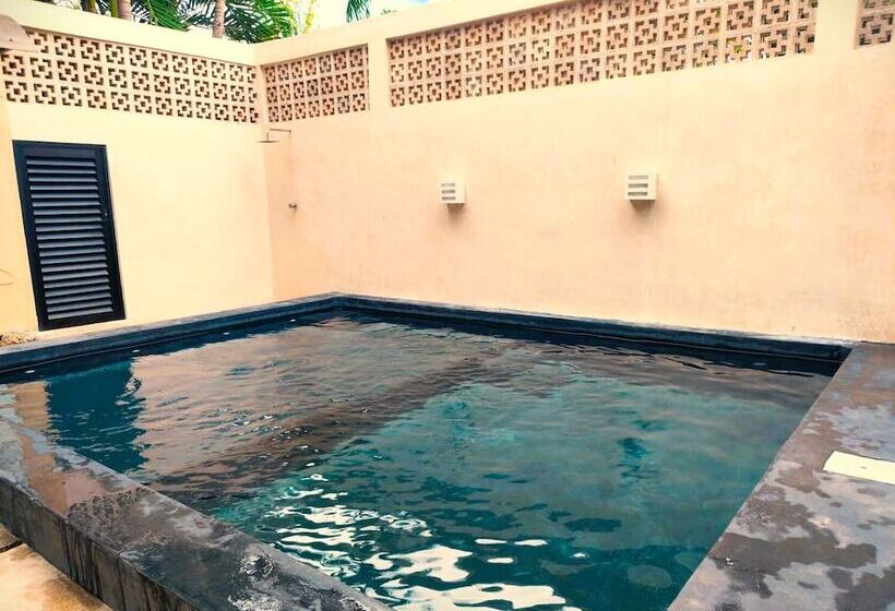 Общежитие Hostal Tunich Naj &