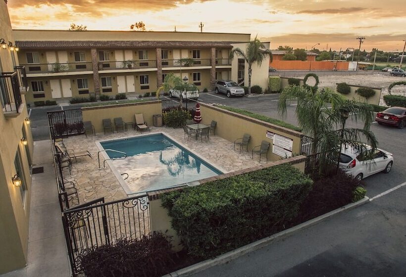 Barrokas Hotel & Suites