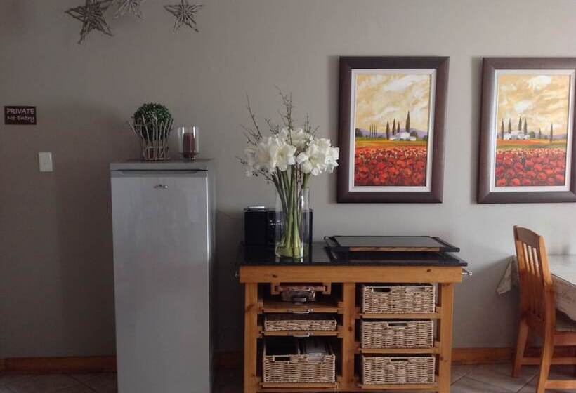 민박 D Vine Guest House