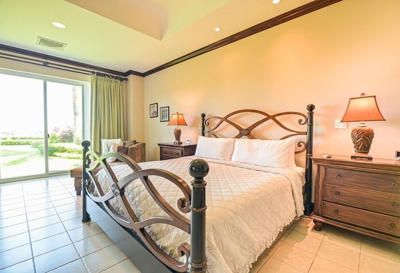 Cr Luxury Los Sueños Condos