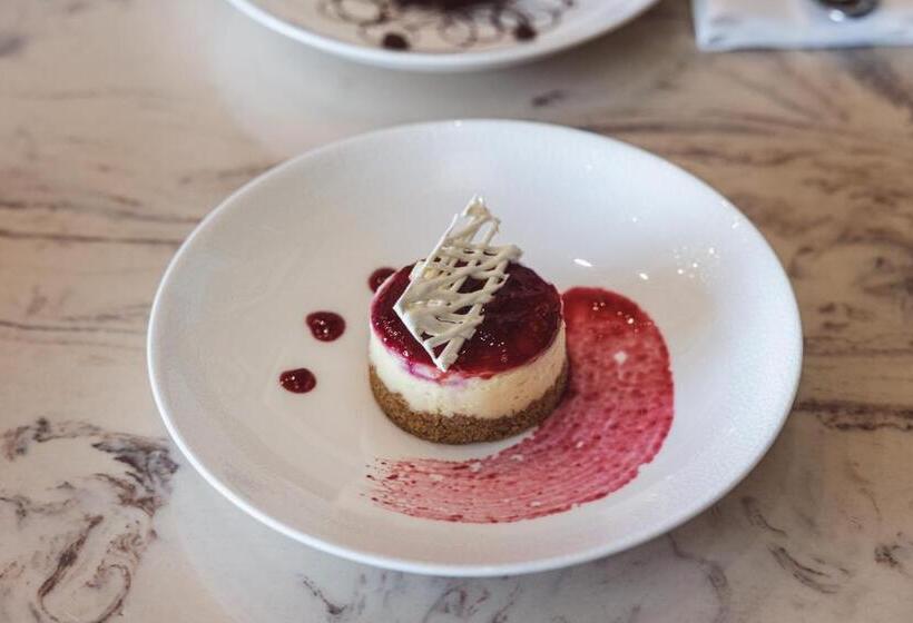 簡易ホテル Dunmore House