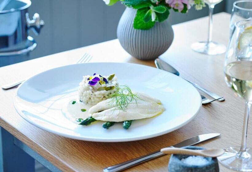 簡易ホテル Dunmore House