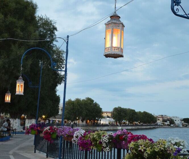 Отель Pansion Akrogiali