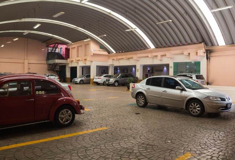 Отель Ambos Mundos