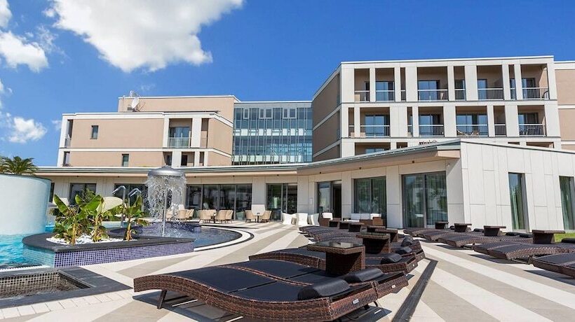 Aura Hotel   Adults Only