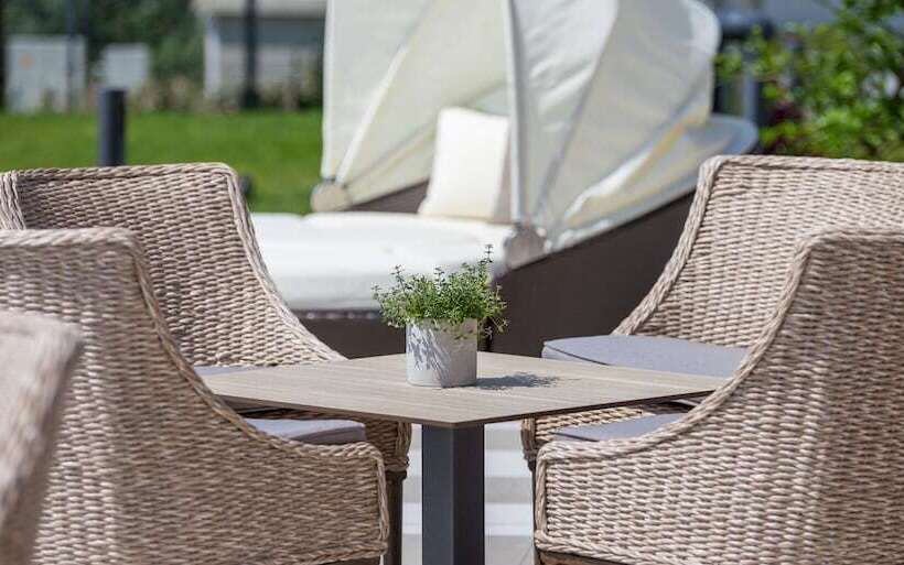 Aura Hotel   Adults Only