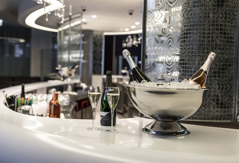 Aura Hotel   Adults Only