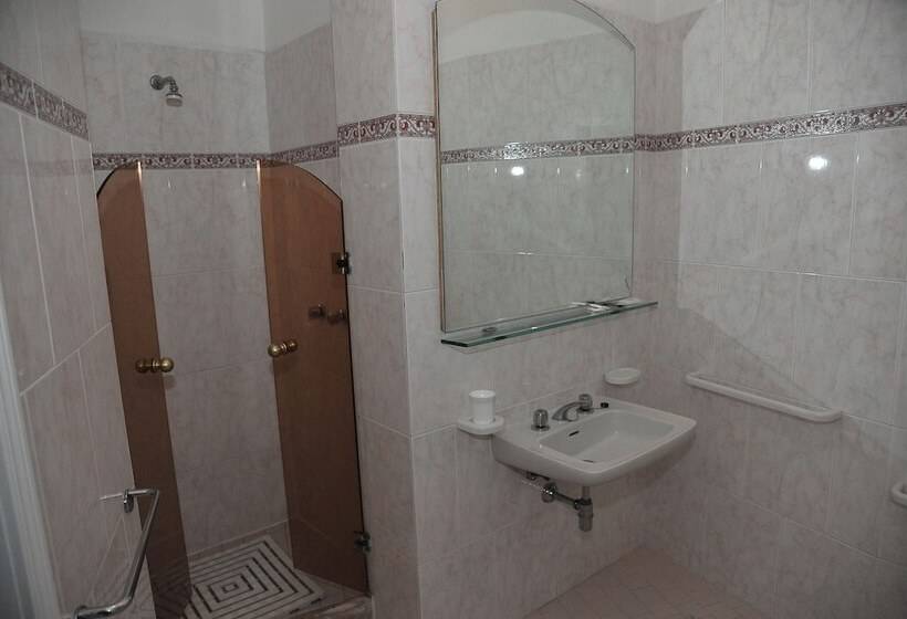 فندق Baia Marina