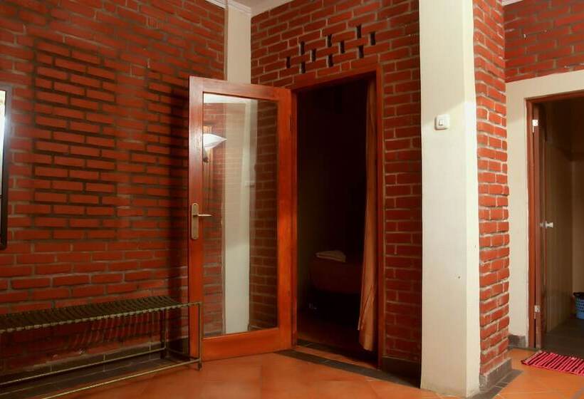 호텔 Bantal Guling Villa