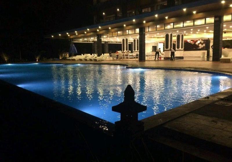 فندق Bintan Pearl Beach Resort