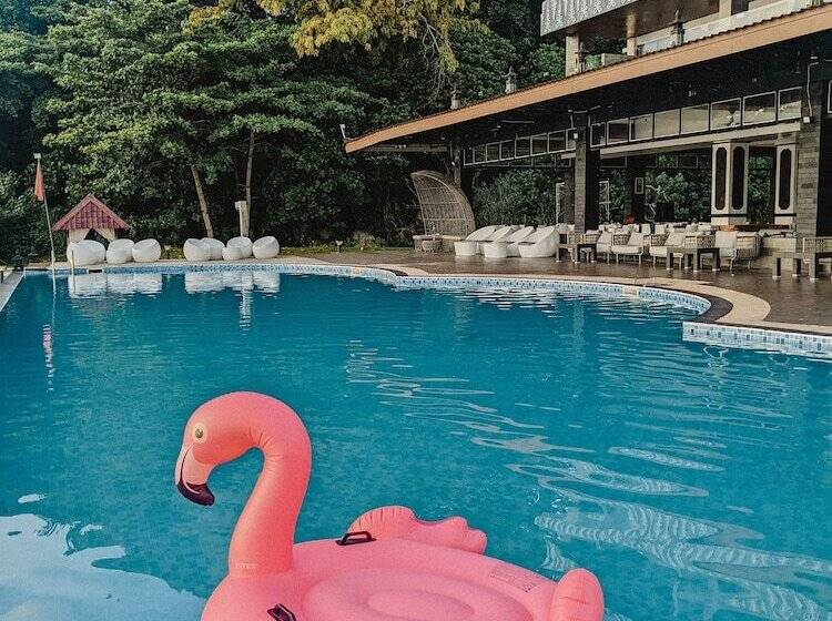 فندق Bintan Pearl Beach Resort