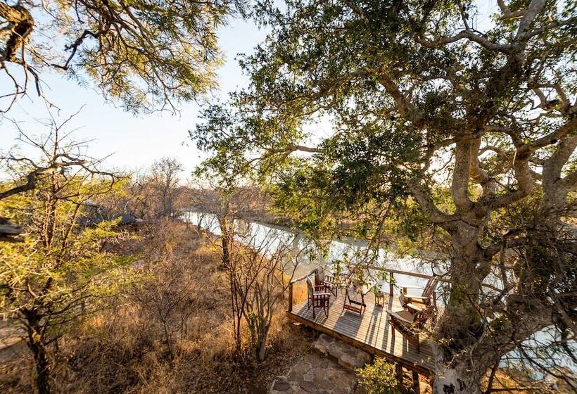 ホテル Bushwa Game Lodge