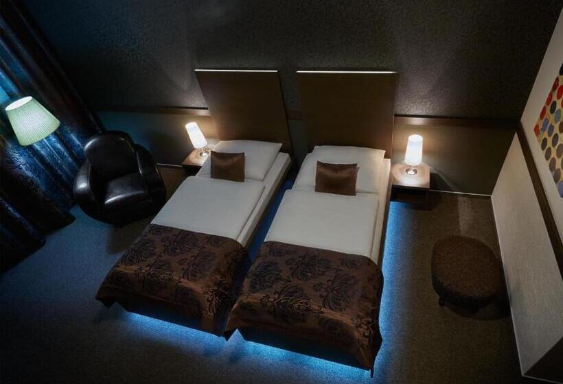 ホテル Centrum With Free Parking