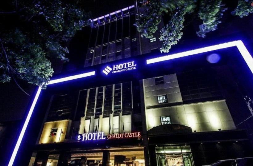 Hotel Charlot Castle