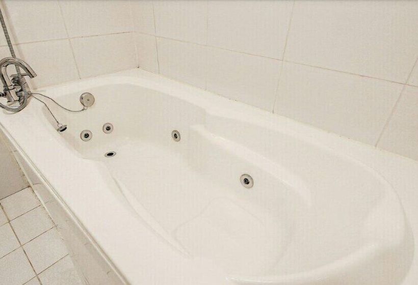 Hotel Charlot Castle