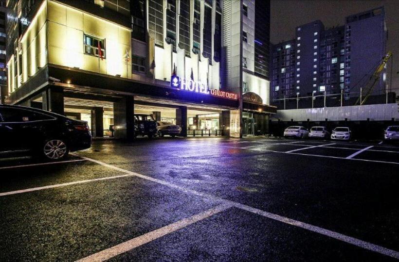 Hotel Charlot Castle