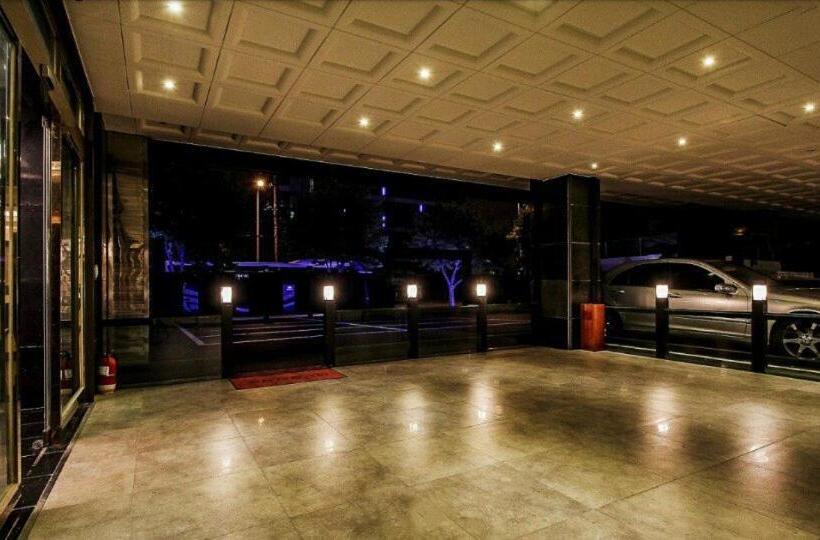 Hotel Charlot Castle