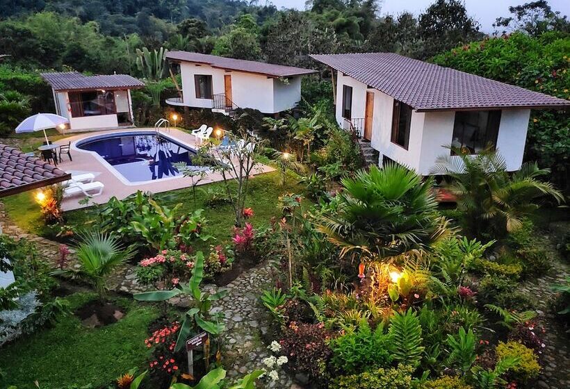 هتل Coffee Lodge Cristal Glamping & Spa