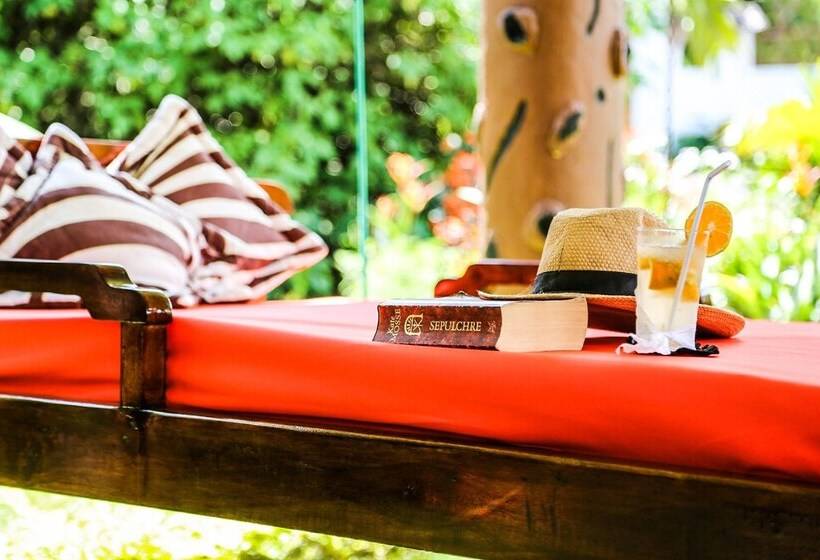 هتل Coffee Lodge Cristal Glamping & Spa