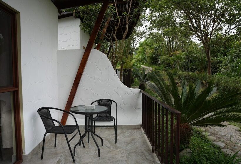 هتل Coffee Lodge Cristal Glamping & Spa