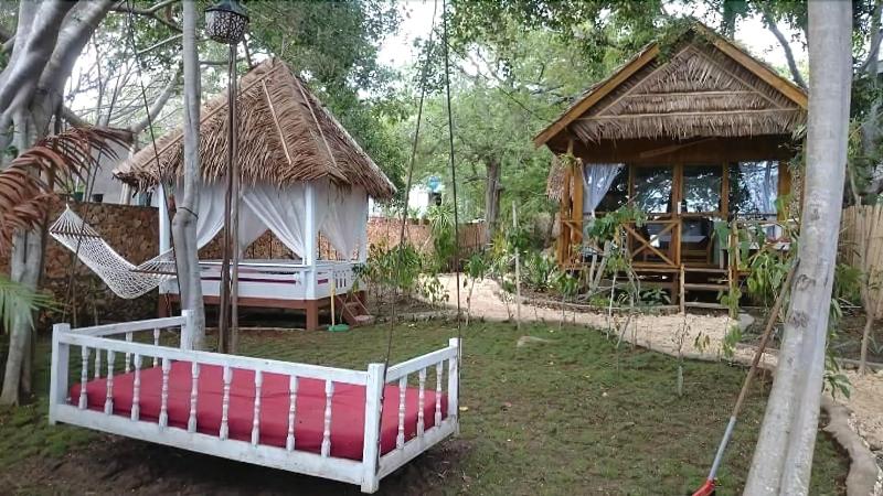 호텔 Cosmos Bungalows