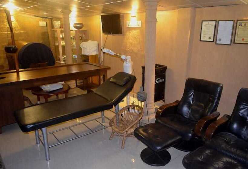 Отель Duw S White House