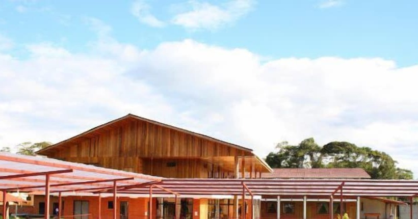 هتل Hosteria Farallon