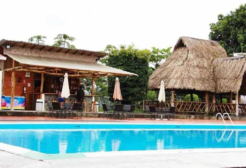 هتل Hosteria Farallon