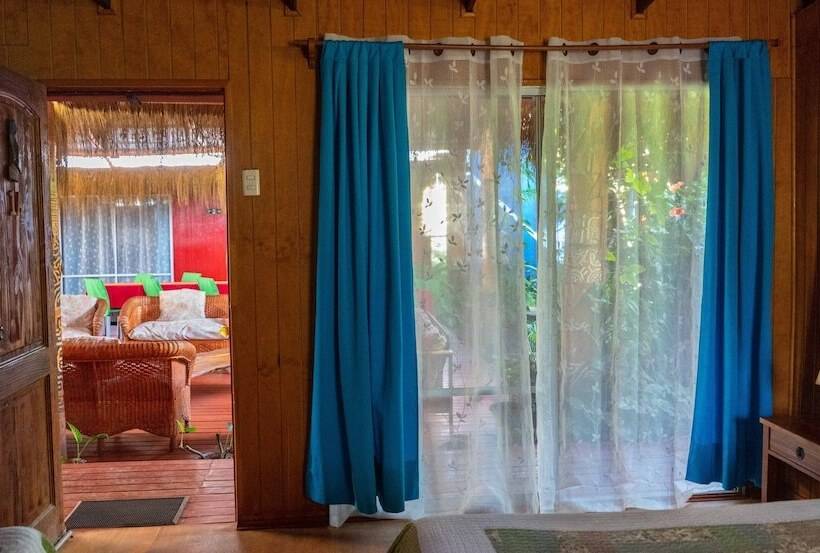 Kaimana Inn Hotel Restaurant