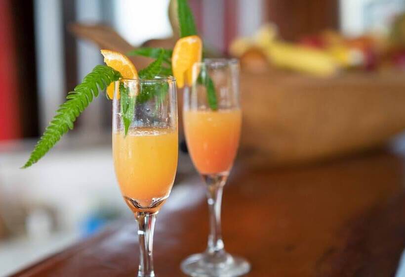 Kaimana Inn Hotel Restaurant