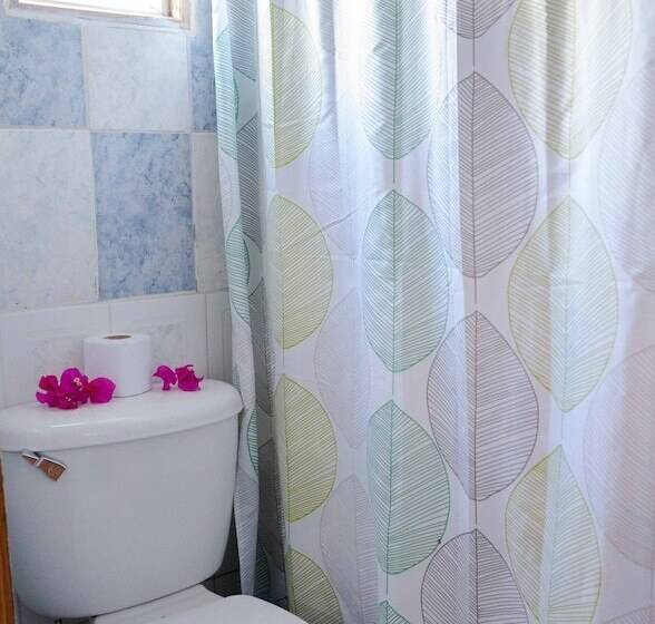 Kaimana Inn Hotel Restaurant